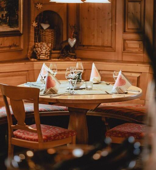 پانسیون Landgasthaus Zur Linde, Neusatz