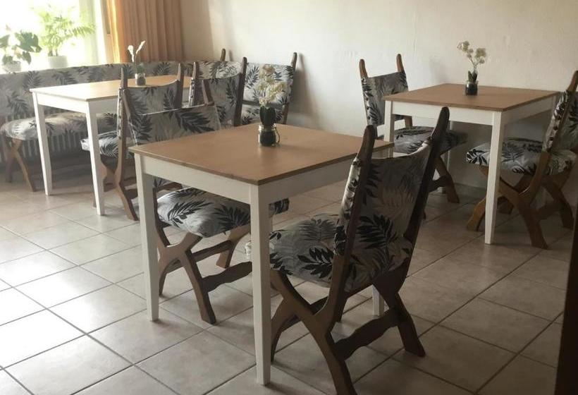 ペンション Weingut Und Gästehaus Wolfgang Beth