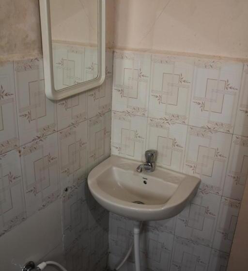 酒店 Santosh Lodge