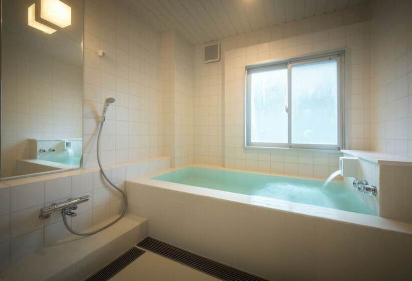بنسيون Yumori Onsen Hostel