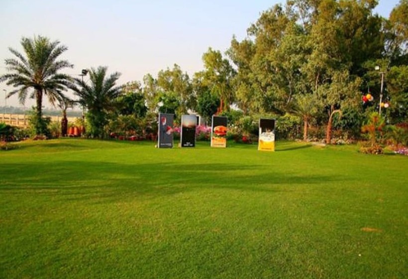 Отель Dolma Residency