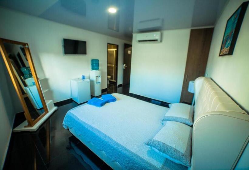 هاستل Ocean Blue Beach