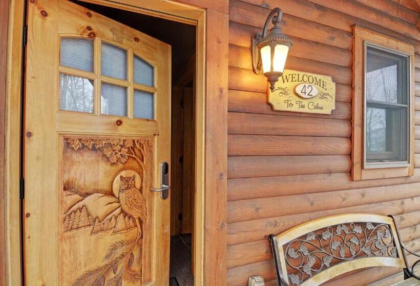 هتل The Lodges At Sunset Village