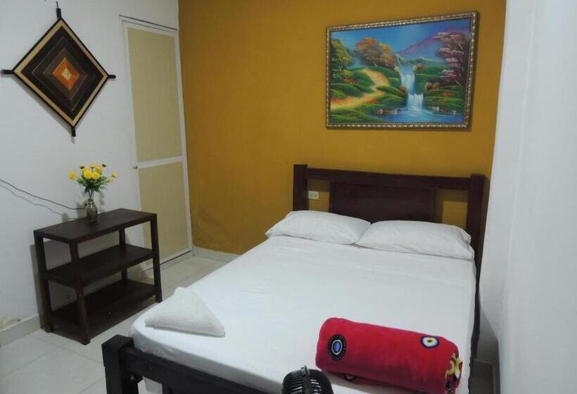 پانسیون Hostal Alto De La Montaña