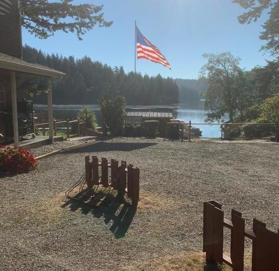 Mercer Lake Resort And Beach