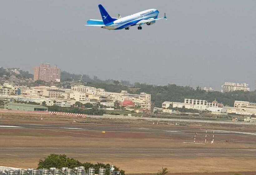 هاستل Gin Jian Commercial