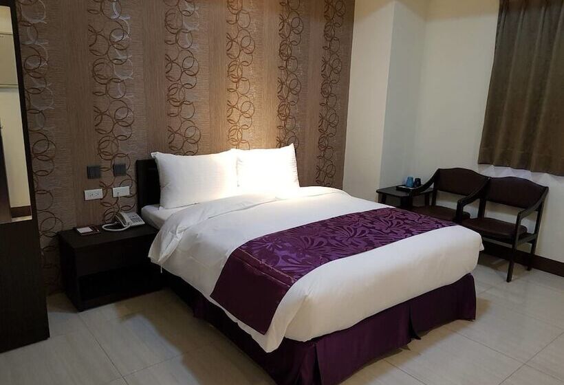 هاستل Gin Jian Commercial