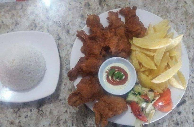 پانسیون Hostal Kamelot