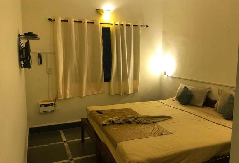 هاستل Super Deluxe Mansion Stay In Candolim