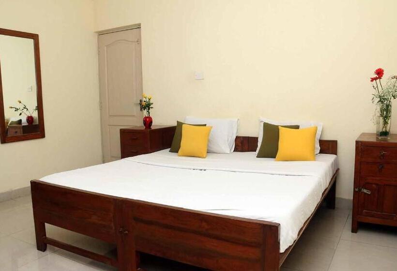 تختخواب و صبحانه Happy Planet