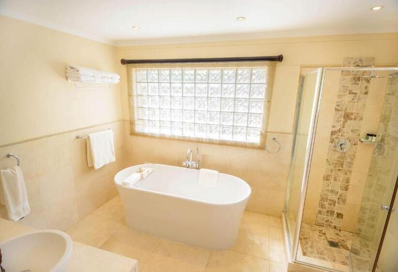 پانسیون Mac Atini Guest House