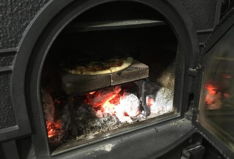 פנסיון Santari