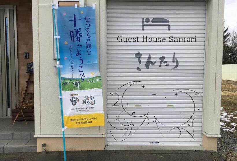 פנסיון Santari