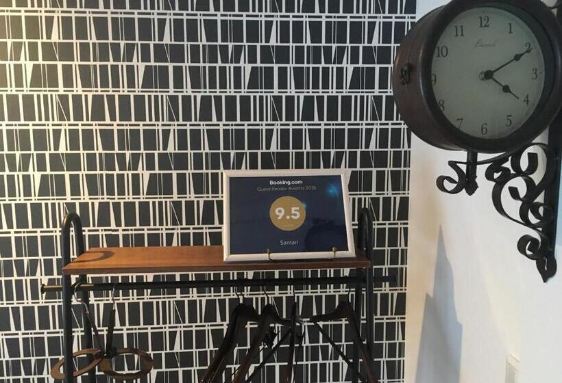 פנסיון Santari