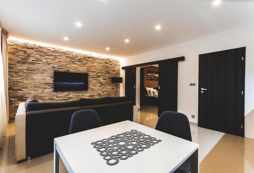 پانسیون Silesia Residence