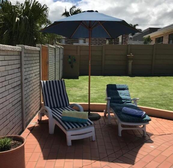 پانسیون 10 On Beresford