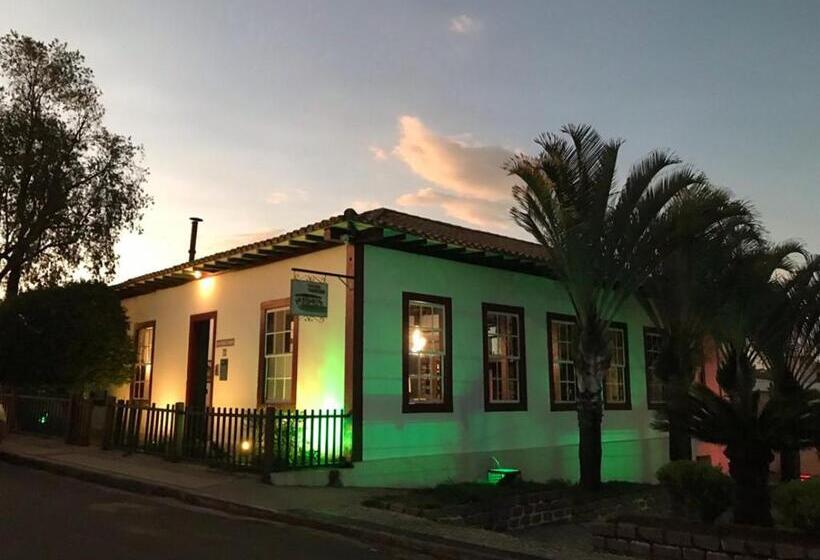 ペンション Pousada Travessia   Minas Gerais