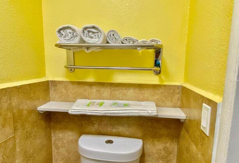 4 Star Motel