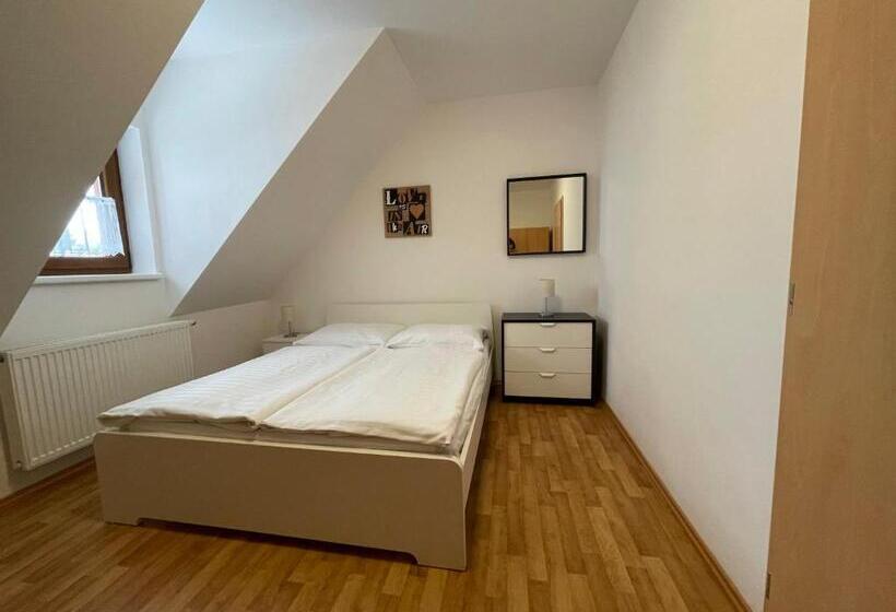 پانسیون Rezidence Vogelsang