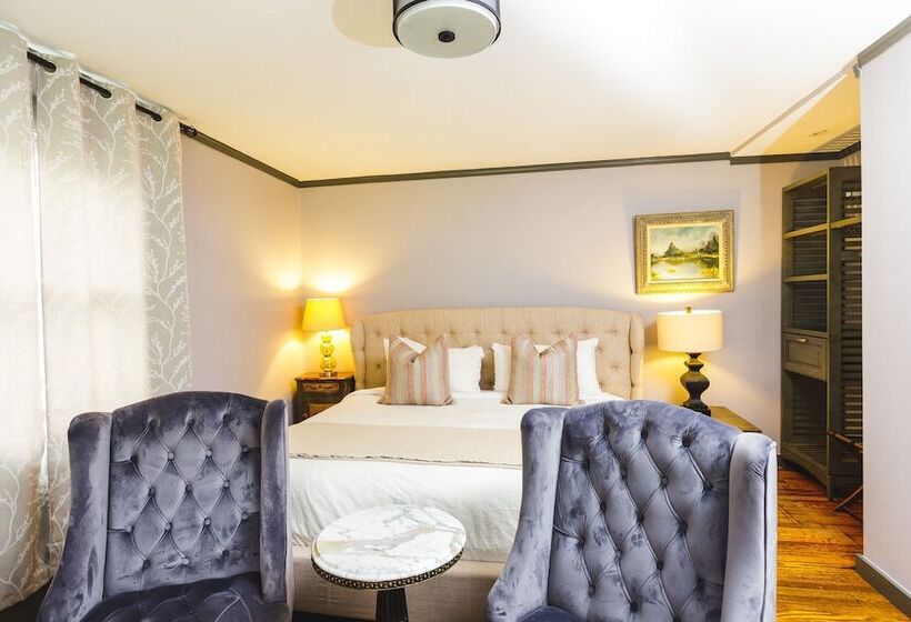 旅馆 The Inn At Warm Springs