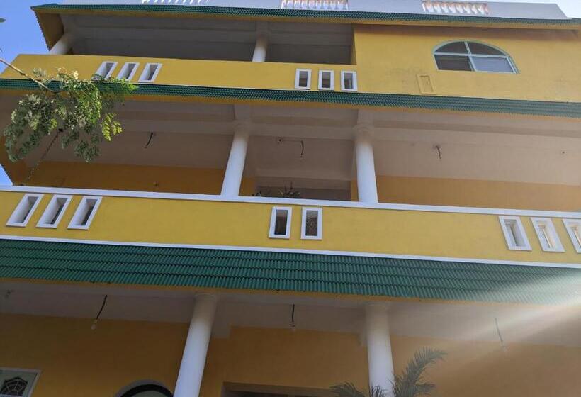 펜션 Blue Moon Guest House