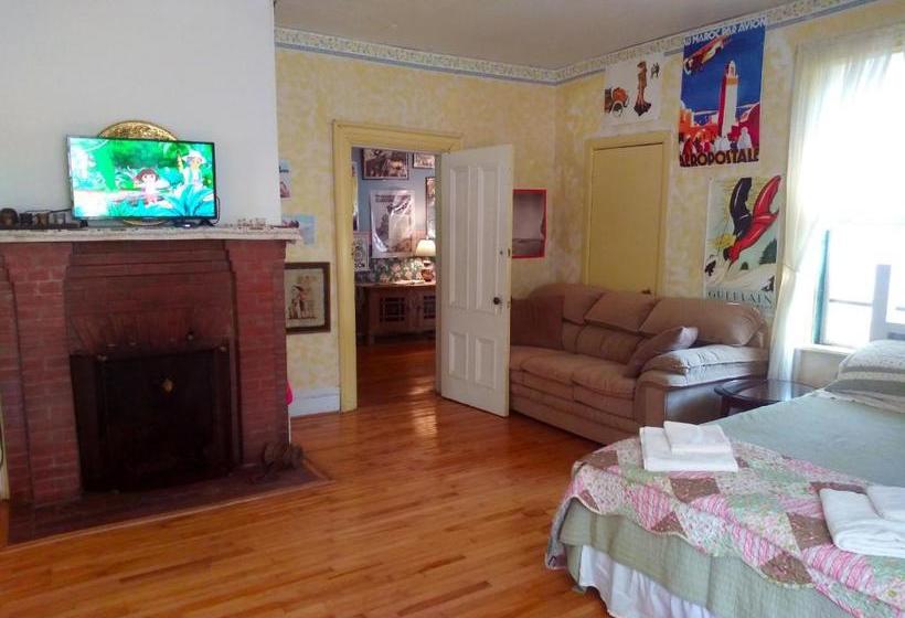 Bulwinkles Place B&b