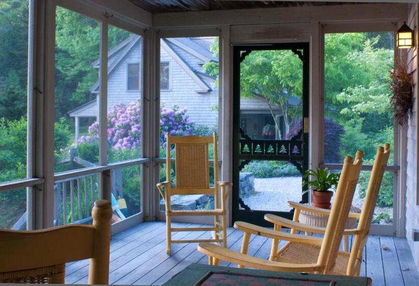 Coveside Bed & Breakfast