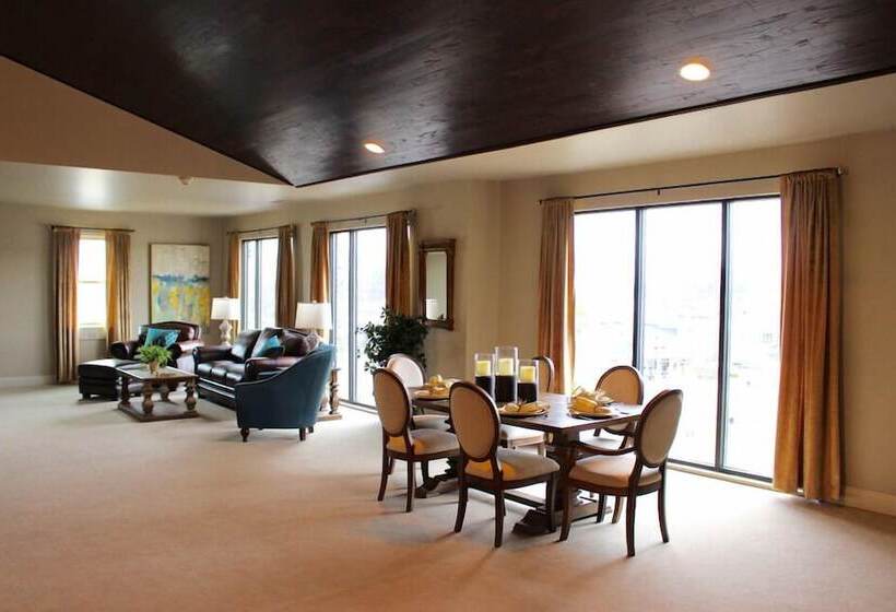 Kentucky Grand Hotel & Spa