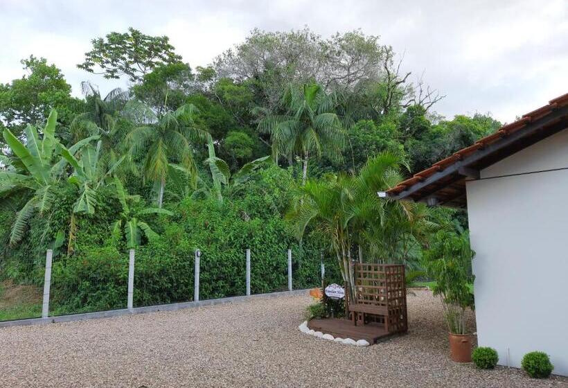 ペンション Familien Haus Pousada