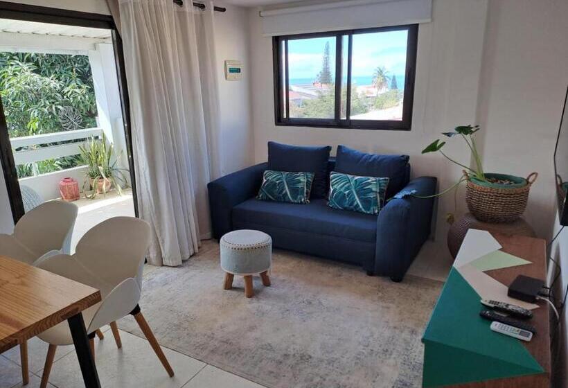 بنسيون Joli Guesthouse