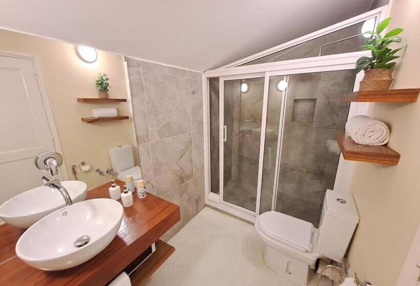 بنسيون Joli Guesthouse