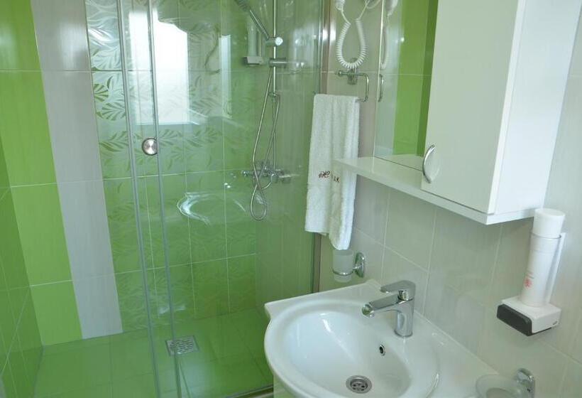 پانسیون Konak Zivojinovic