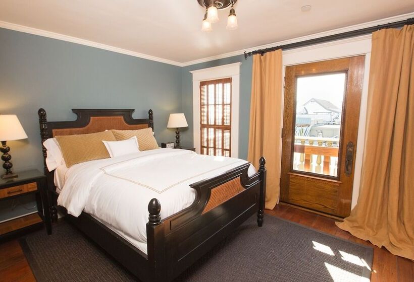 צימר Cass House Cayucos