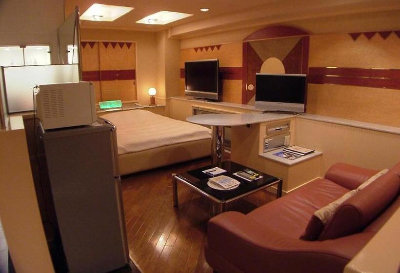 בית מלון כפרי J House 1