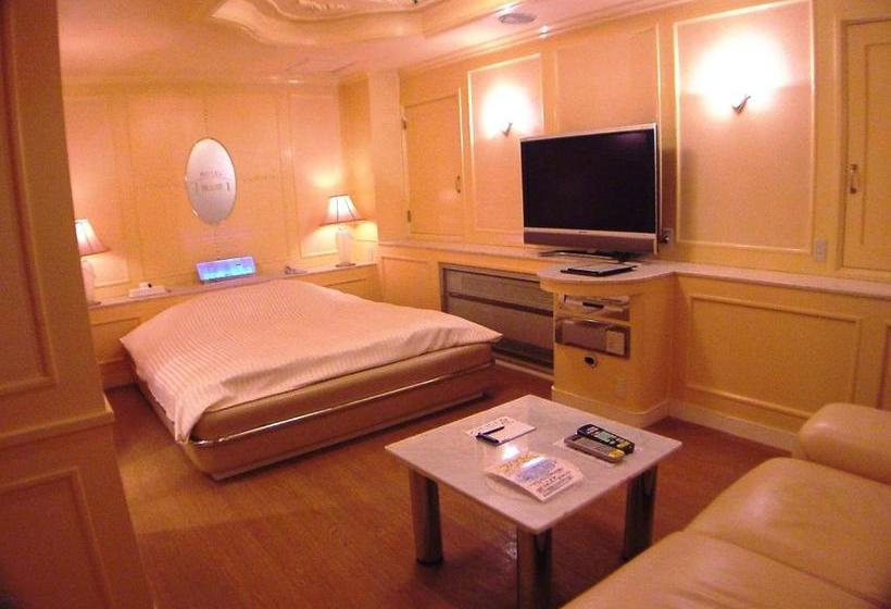 בית מלון כפרי J House 1