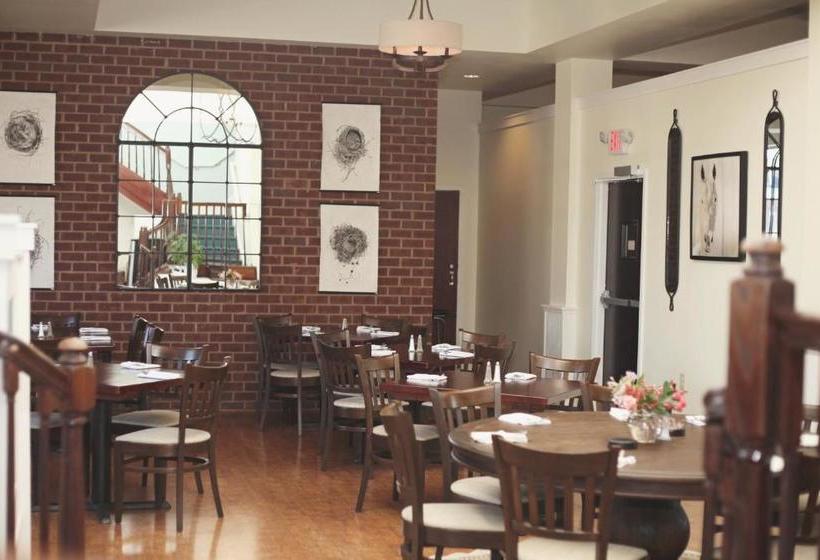 酒店 Sheridan Livery Inn & Restaurant