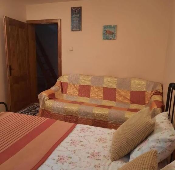 بنسيون Casa Maia Dambovicioara