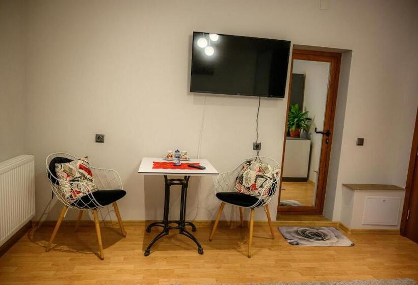 פנסיון Guest House Angelkovi