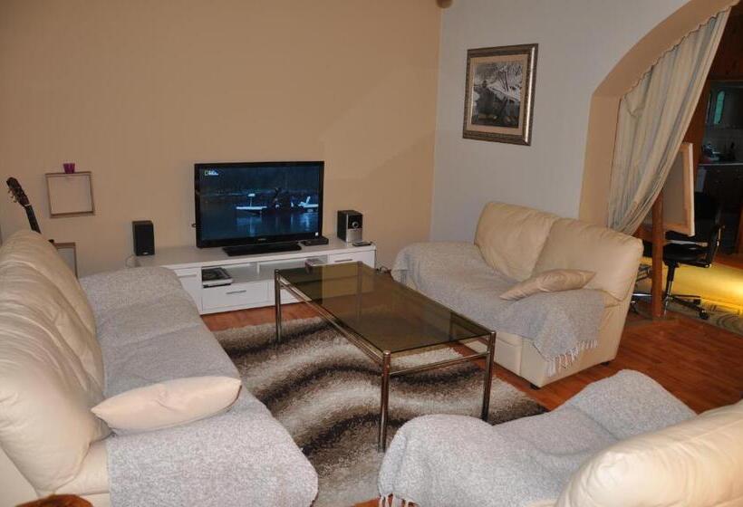 پانسیون Guesthouse Djurić