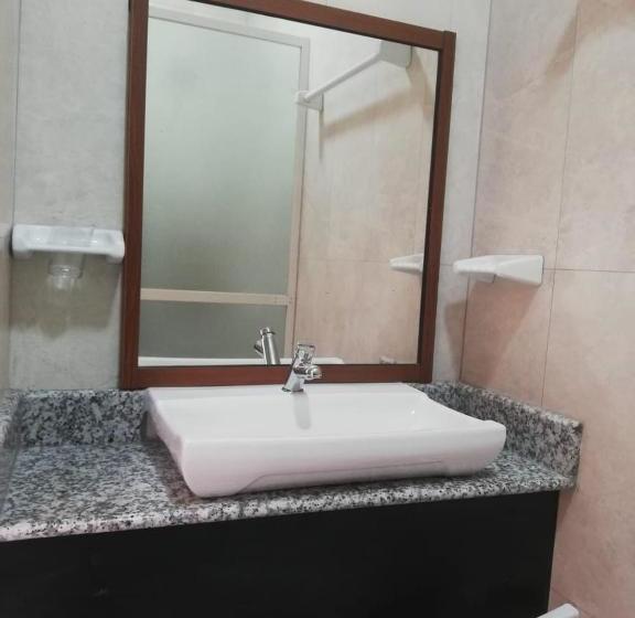 پانسیون Hostal Villamil