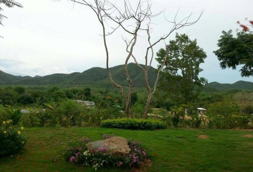 استراحتگاه Sangchan Garden At Kaeng Krachan