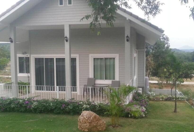 استراحتگاه Sangchan Garden At Kaeng Krachan