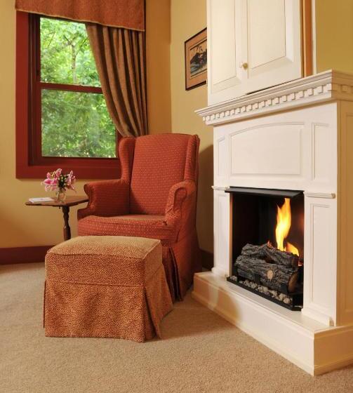 1795 Acorn Inn Bed And Breakfast