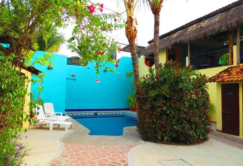 فندق صغير La Cruz Inn