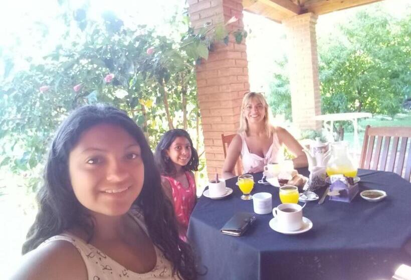 הוסטל Posada Cerro Los Nogales