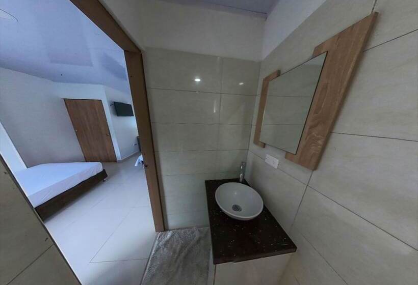 هاستل Apartamentos Isla Tropical