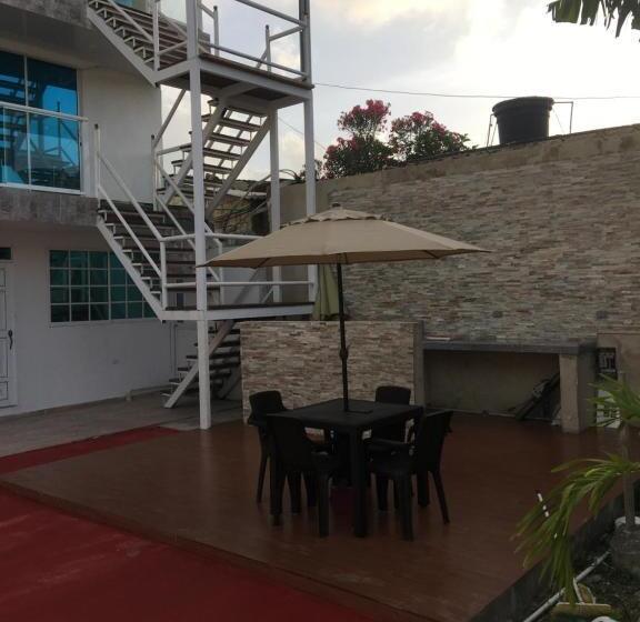 هاستل Apartamentos Isla Tropical