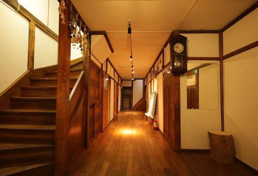 بنسيون Kushiro Guesthouse Cook A Doodle Doo   Hostel