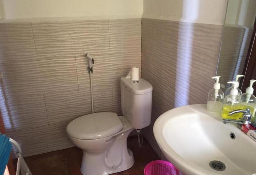 پانسیون Morinda Villa And Resto