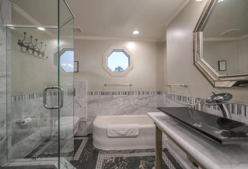 تختخواب و صبحانه Houston Towers, Downtown Med Ctr, Nrg, Adults Only